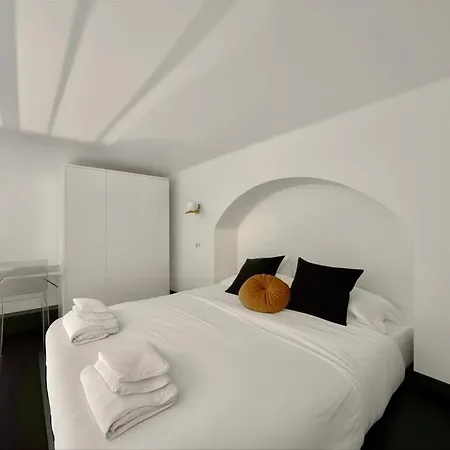 Homeby, Loft Cicco Urban Elegance In