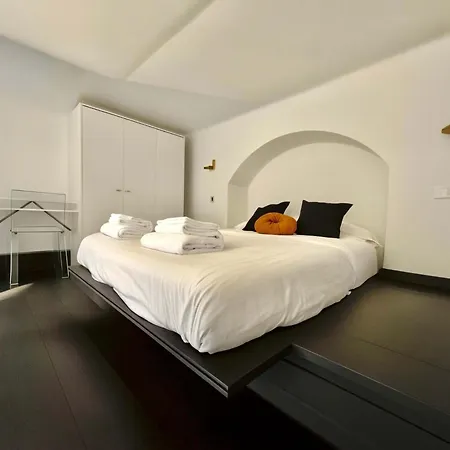 Homeby, Loft Cicco Urban Elegance In Apartment *